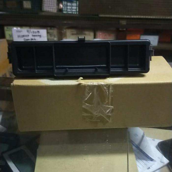 Cover Tutup Filter Ac/Kabin Ertiga/Swift