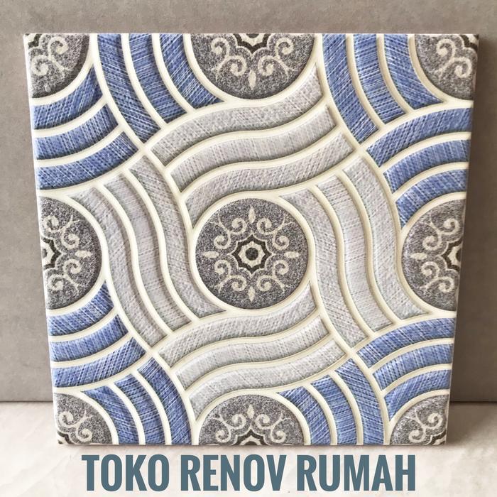 keramik kamar mandi 20x20 (kasar)/ keramik lantai 20x20/ keramik biru