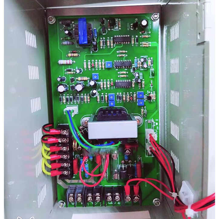 2HP 3HP 5HP DC motor speed controller, AC220V input, DC180V output, speed range of 0-1800 rpm,
