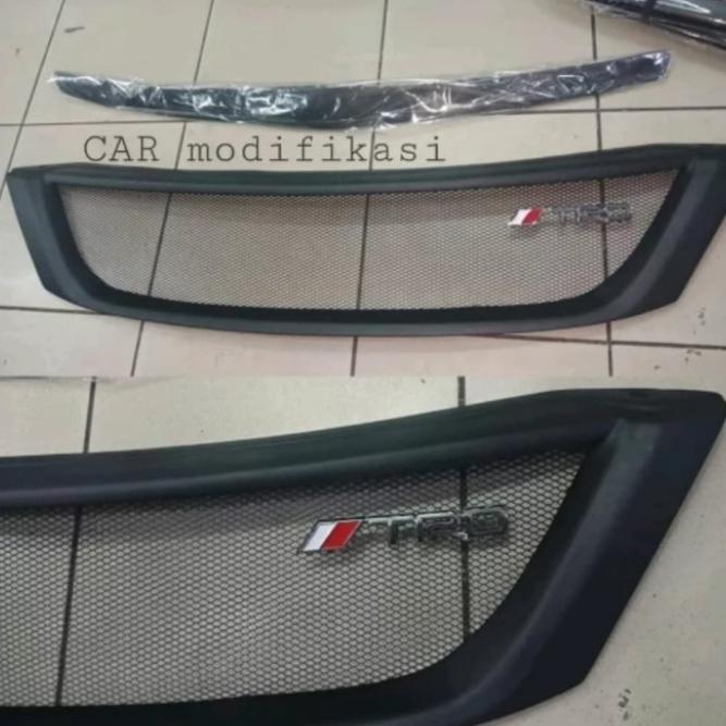 Grill Innova 2005-2008 Jaring Sporty