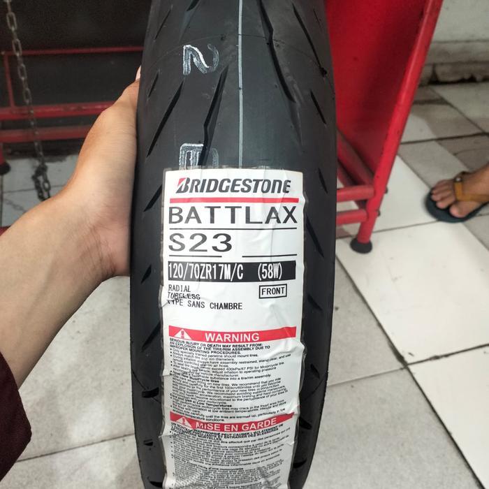 Ban Luar Battlax S22 Ukuran 120/70-17 Ban Tubeless