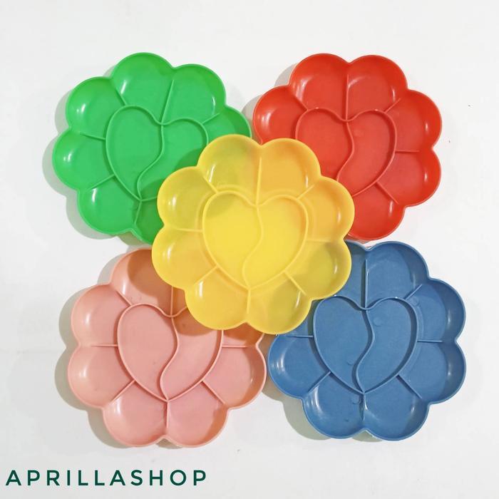 Palet Lukis Cat Air / Tempat Cat