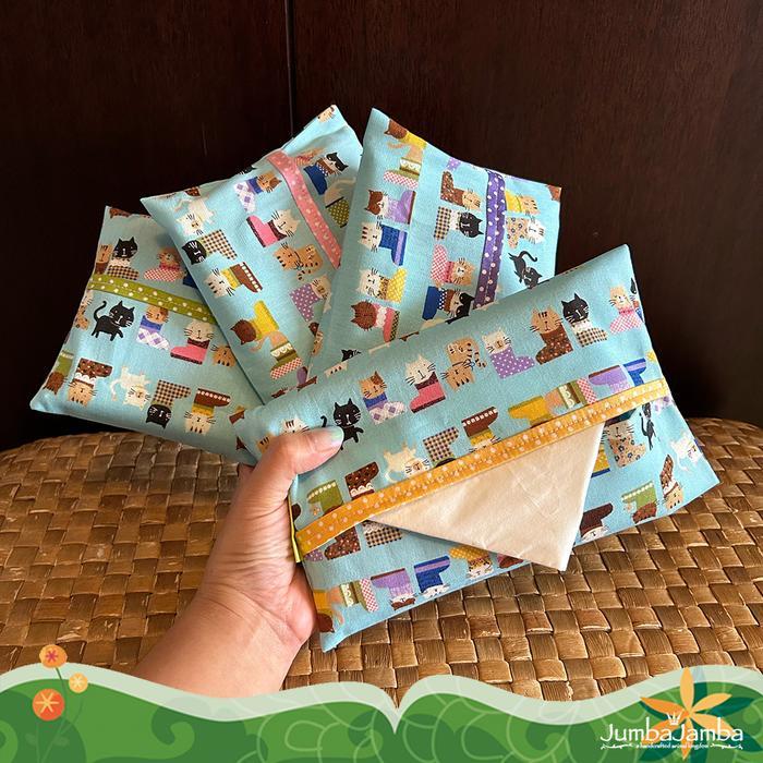 Tempat Tissue Travel Kain Katun Jepang - Cats in Boots Japanese Cotton Fabric Travel Size Tissue