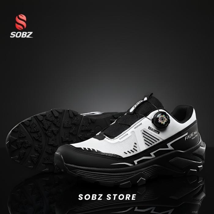 terlaris SOBZ Sepatu hiking kancing hitam putih pria, fashion hiking 100% ori