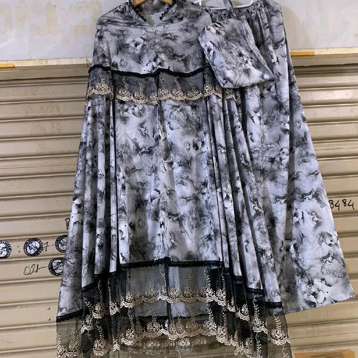 Mukena sutra embos print/ mukena sutra/ mukena mewah sutra renda