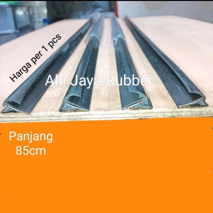 Pelipit Kaca Mobil Kijang Dan Universal