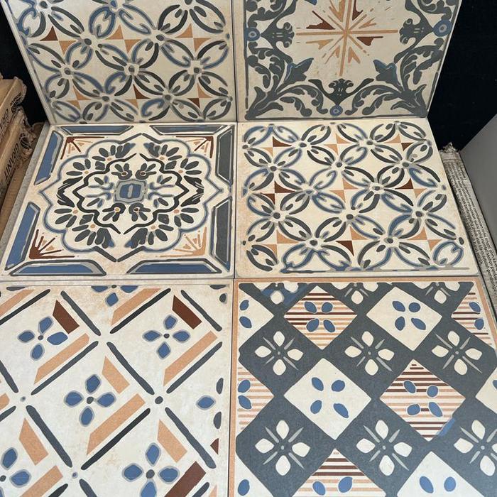 Roman Granit dAntica Ornament/ Roman Granit Vintage 30x30 GTA332720/Lantai Tegel