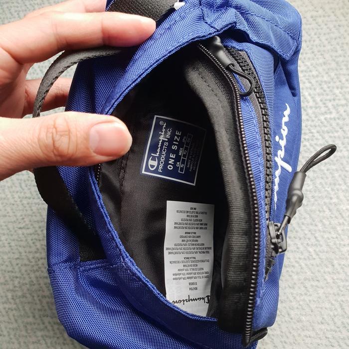 Champion Tas Script Selempang Pinggang Cross Biru Original 100% Dengan Ukuran 26 X 15 Cm Garansi