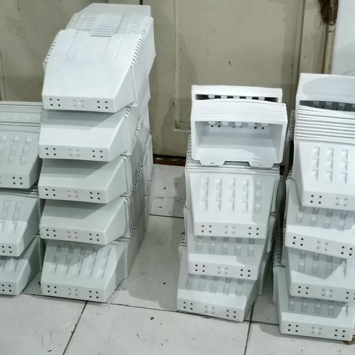 "New" pot tempel putih, pot tempel model argo, pot dinding model argo putih