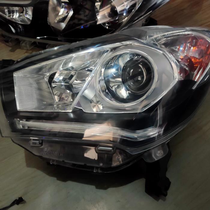 HeadLamp Sirion 2017 facelift