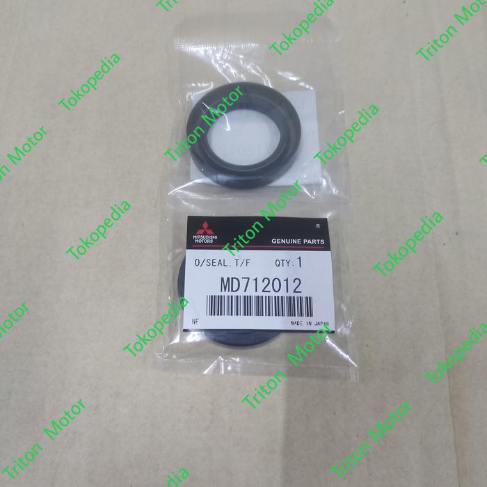 OIL SEAL TRANSFER DEPAN MITSUBISHI TRIRON2.8 4M40 L200 STRADA