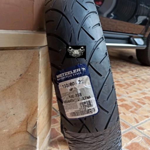 Ban Metzeler Me888 Marathon Ultra, 130/60-21 Front