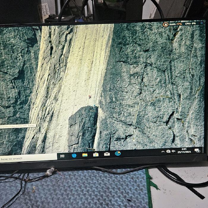 MONITOR SAMSUNG 24 INCH FRAMLES S24R350FHE TANPA KAKI