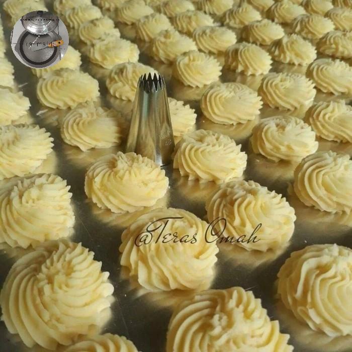 cetakan kue semprit sagu keju