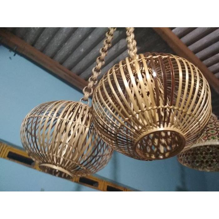 Kap Lampu Bambu Gantung Lampion
