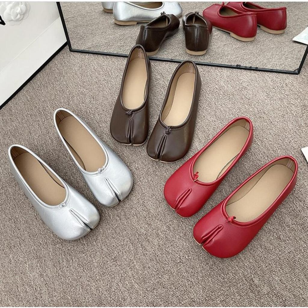 Japanese Style Tabi Ninja Shoes Women Cozy Leather Flats Split Hoof Toe Loafers Femme Jeans