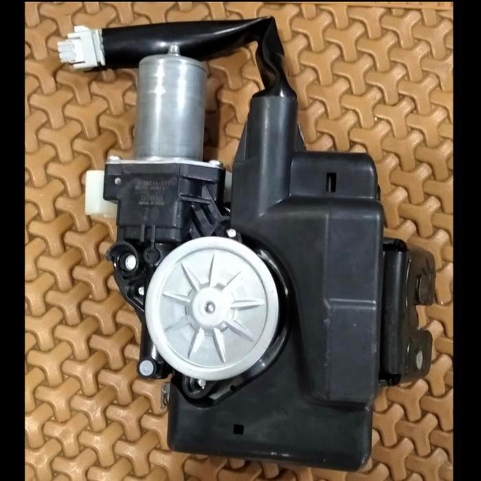 DOOR LOCK PINTU BAGASI FORTUNER VRZ INNOVA REBORN VENTURER ORIGINAL PASSSS