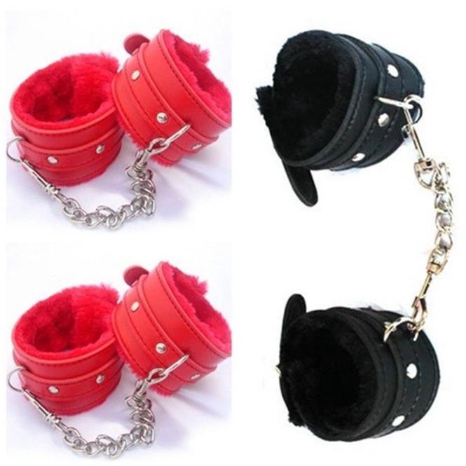 Borgol Bulu Handcuffs Lingerie Nyaman dipakai Cosplay Handcuff