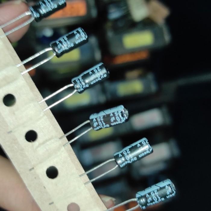 500Pcs 10Uf 25V 10 Uf 25 V Isi 500Pcs Elko Elco Kapasitor