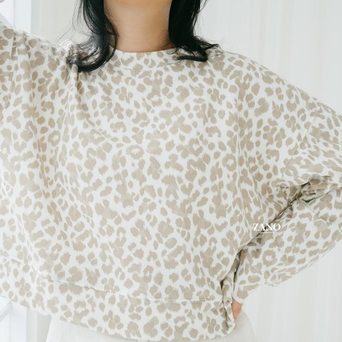 ZANO BASICS Sweater Crop Leopard Atasan Wanita