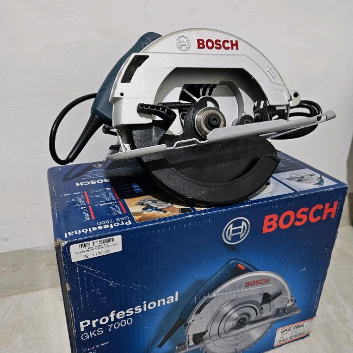 Mesin Gergaji Potong Kayu BOSCH GKS 7000 Circular Saw Putra Inti