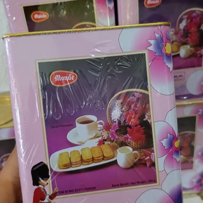 Promo Kue Lebaran Kue Oleh - Oleh Kue Hajatan Kue Kaleng Monde Serena Snack Kaleng 600gr