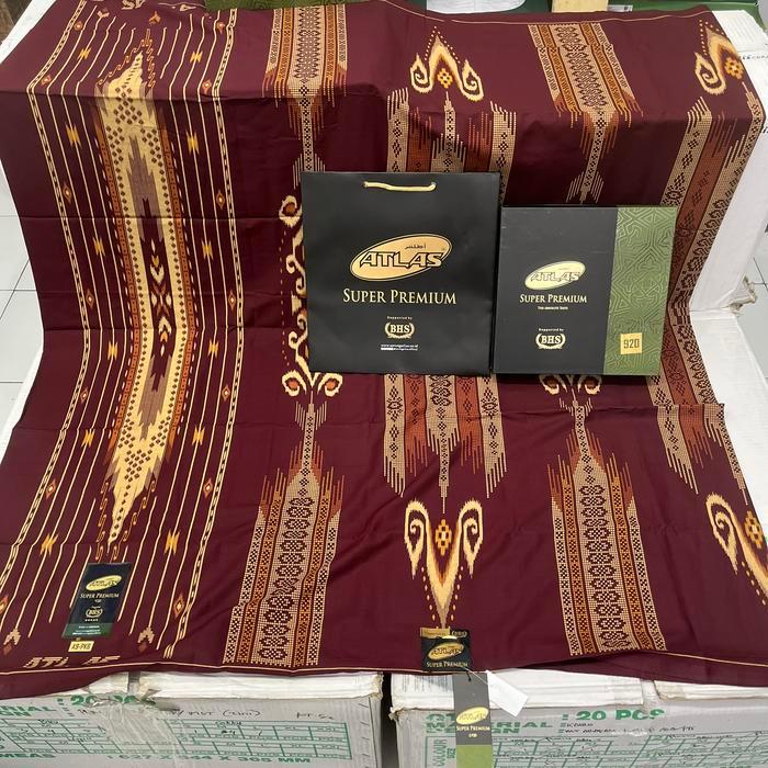Sarung Atlas Super Premium 920 motif BHS - Sarung Atlas Premium BHS - Sarung Hitam motif BHS Gratis