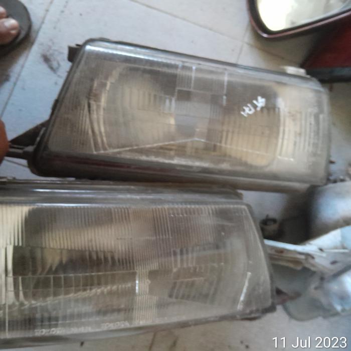 headlamp Toyota corona st171