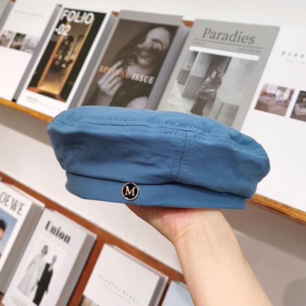 Yarra Topi Baret Korea Wanita Pria Dewasa Motif M Outfit Gaya Vintage Retro Biru Coklat Hitam