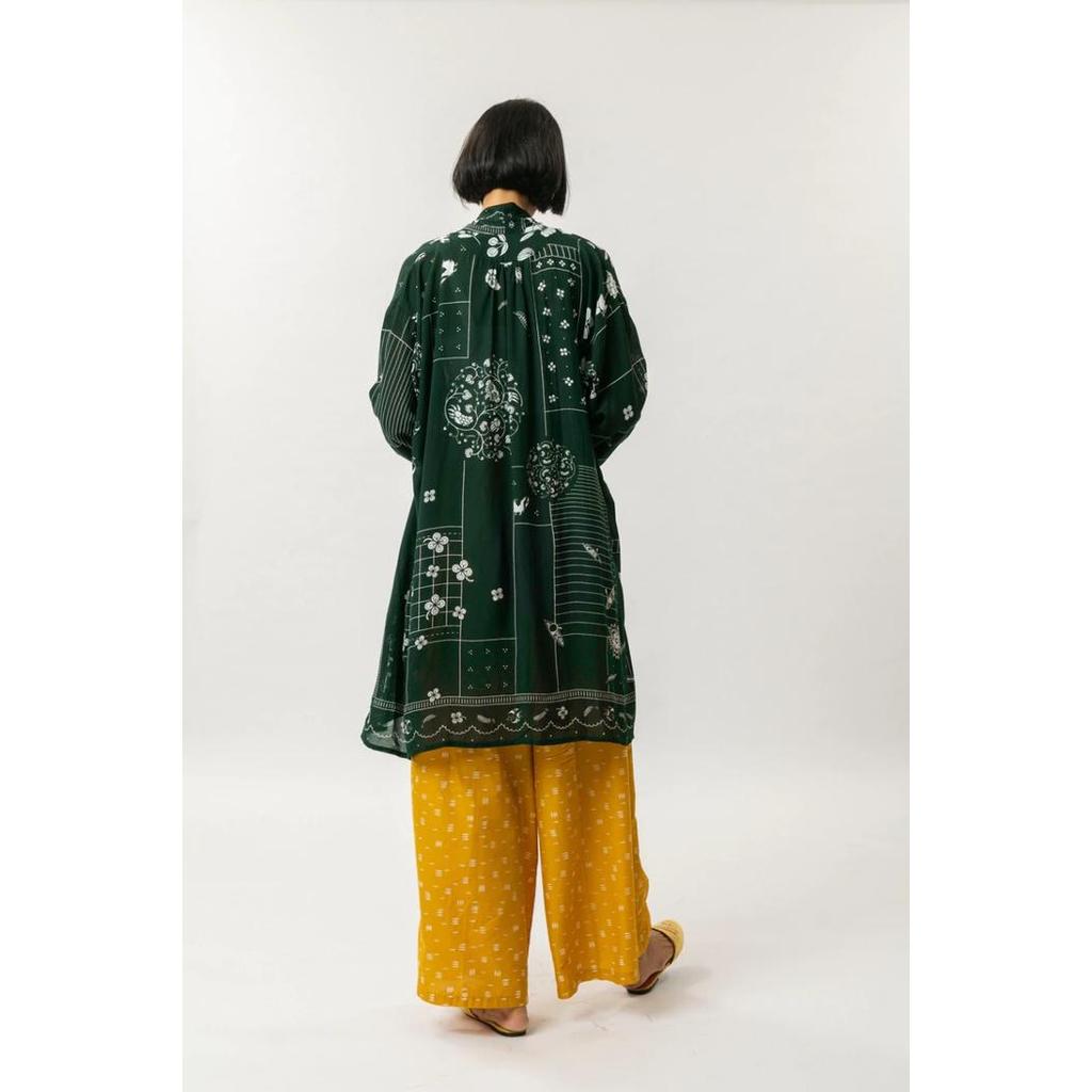 Kebaya Panjang Tambal Putih