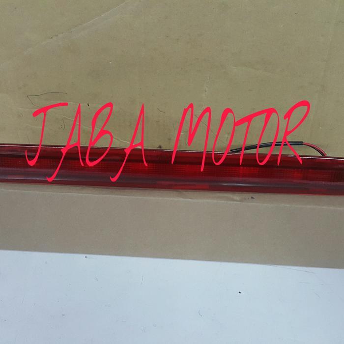 Lampu Bak Belakang Hilux Revo-Lampu Center Stop Hilux Revo