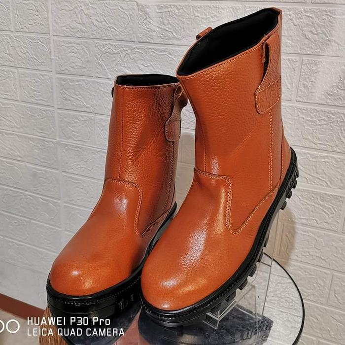 Sepatu Safety Kulit Pria King Ramses 805 ( Prokduksi Sendiri )