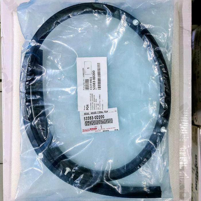 53383-0D200 Karet Cowl Talang Air Kap Mesin All New Yaris 2014-2022 Original