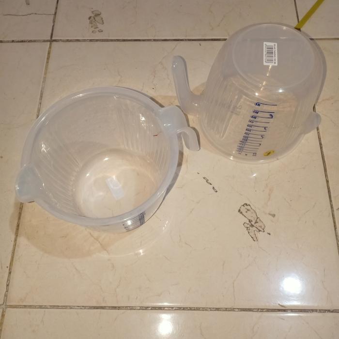 gelas ukur 2 liter transparan/ gelas takar plastik / takaran air