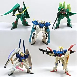 MAINAN ROBOT ACTION FIGURE DIECAST  BAHAN KARET MAINAN ROBOT LUAR ANGKASA