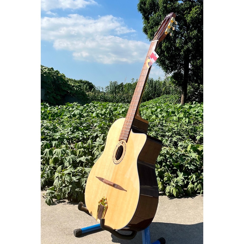Oval Hole Solid Spruce Top Gypsy Jazz Guitar with High Quality Vintage Archtop Folk String
