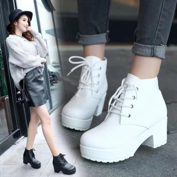 Aerostreet - Sepatu Wanita Hak 5 Cm Putih White Premium Branded La02 Fashion Korea Style Sneakers