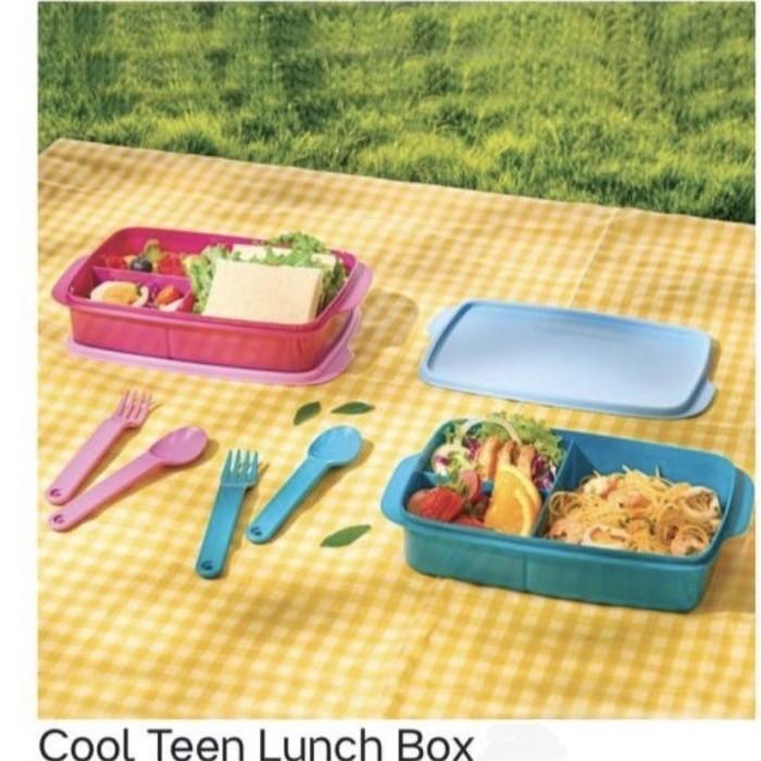 Tupperware Tempat makan bersekat + sendok garpu