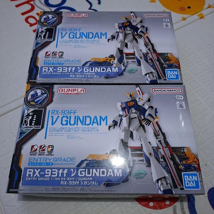 Ready Entry Grade RX-93 FF V Gundam / Nu Gundam Bandai