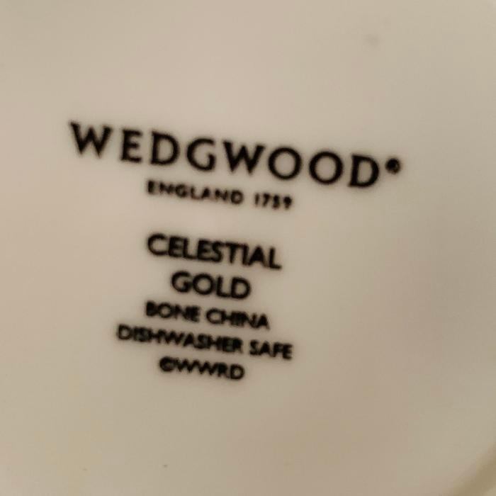 TEA CUP / SAUCER / WEDGWOOD / CELESTIAL GOLD / MEWAH / CANTIK /