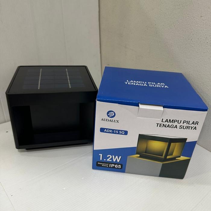 LAMPU DUDUK PILAR / LAMPU PAGAR SOLAR TENAGA SURYA