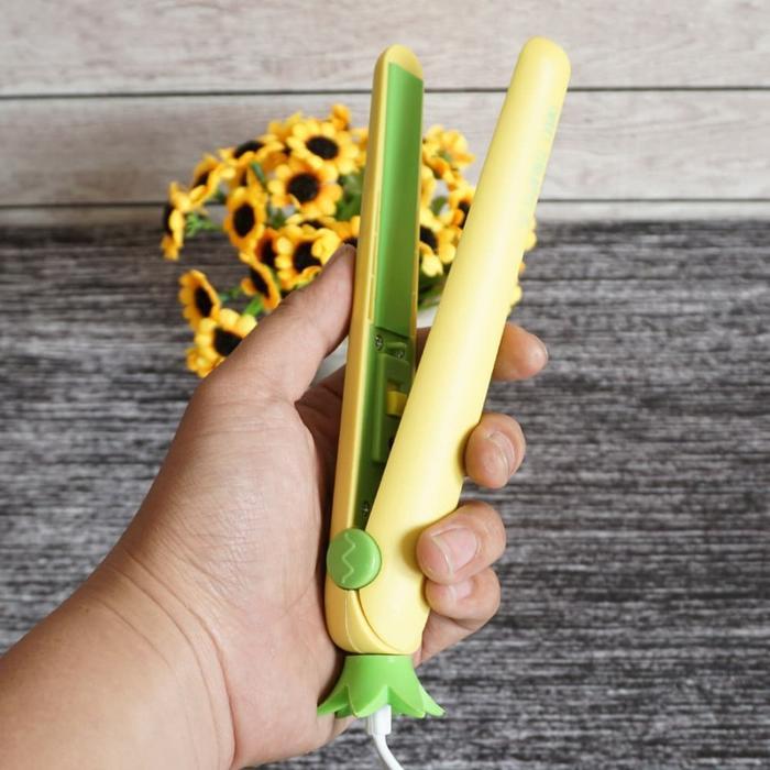 Alat Catok Mini Rambut Penglurus Portable Mini Pineapple