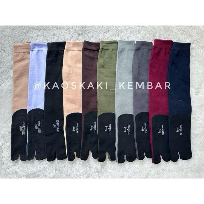 Kaos Kaki Jempol Muslimah Long Panjang Sekitar Lutut