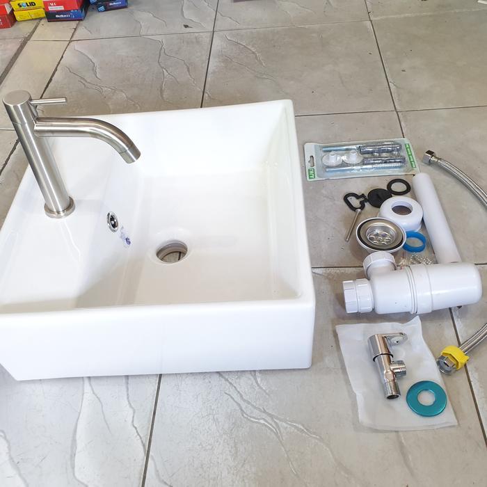 Wastafel Keramik Kotak Besar Paket Lengkap Kran Sus304