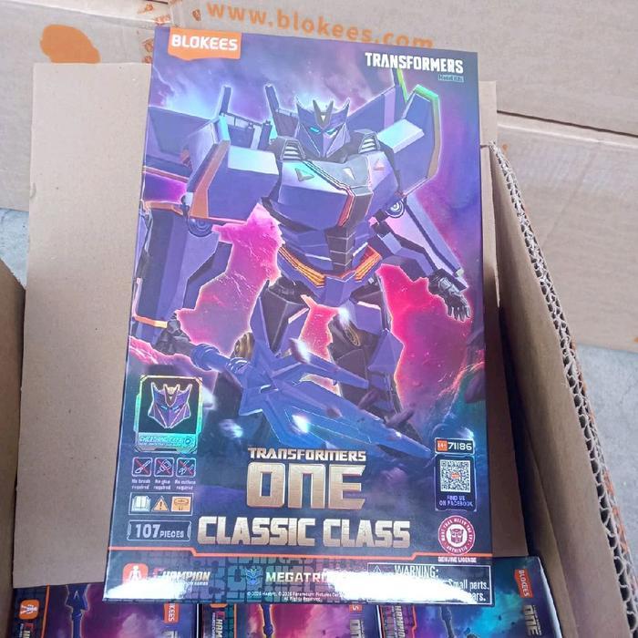 Ready Blokees Transformers Classic Class Megatronus
