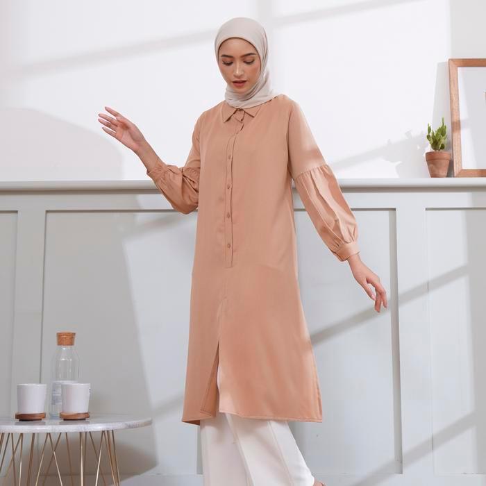 El-Zatta Attire - Atasan Kemeja Tunik Middle Slit Beige
