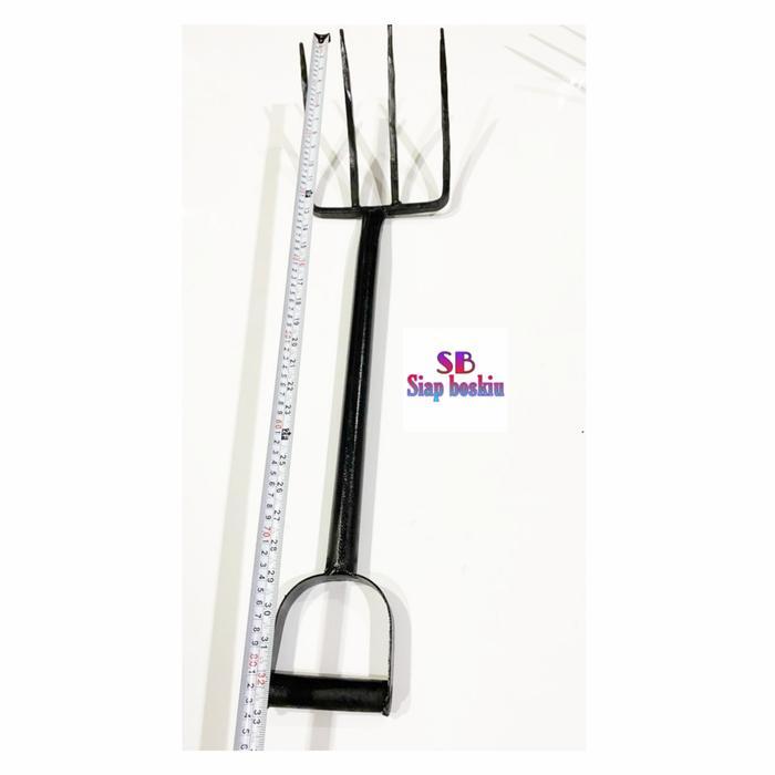 Garpu Injak Besi / Garpu Tanah Tbk