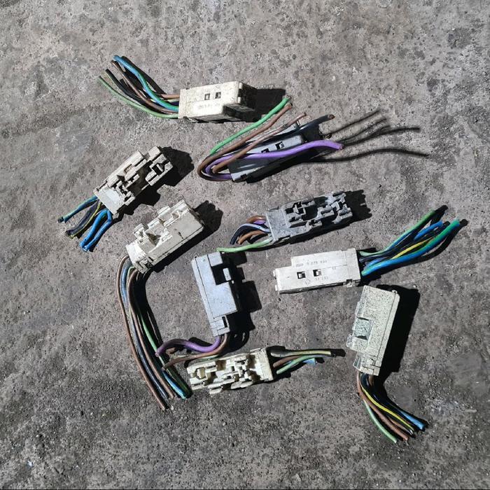 Soket socket tombol switch power window bmw e30