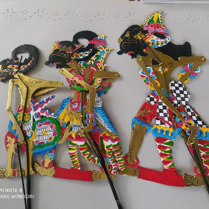 paket 3 wayang kulit kertas,,Bima,Anoman, Janoko, Gatotkaca,Rama, Wisanggeni, Brotoseno, ukuran