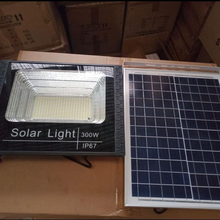 Lampu Sorot Solar Panel Tenaga Surya 300W 300 Watt